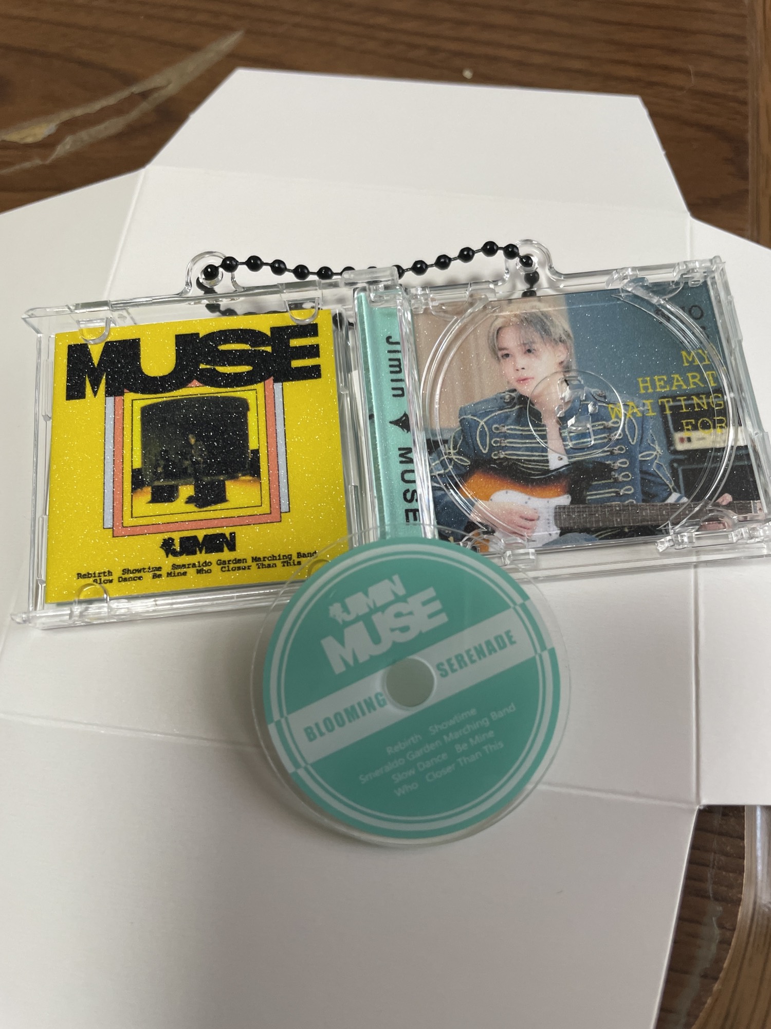 bts アルバム グッズ アルバム型のホルダー｜ミニアルバム・BTS ミニCDキーホルダー